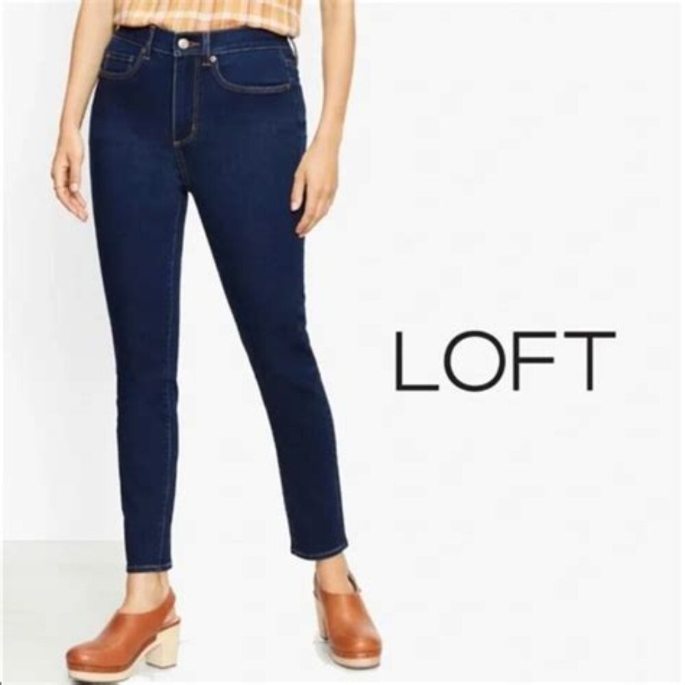 LOFT Dark Blue Skinny Curvy Jeans NWT - Picture 2 of 7